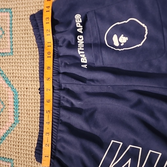 BAPE. Men's Sweat Shorts . - Picture 9 of 10